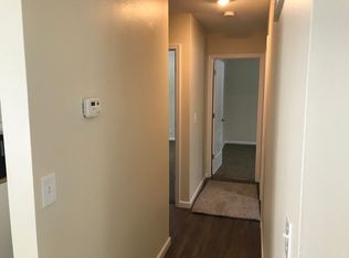 1403 Gonterman St, South Roxana, IL 62087