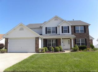 3368 Cottonwood Dr, Saint Charles, MO 63301