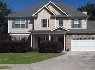 680 Millbrook Village Dr, Tyrone, GA 30290