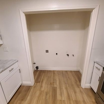 3rd image of 329 N Diana St #2