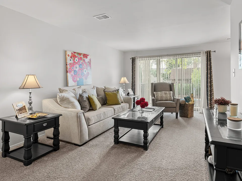 Knottingham Apartments