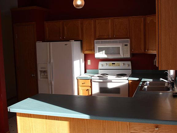 vaulted kitchen open concept