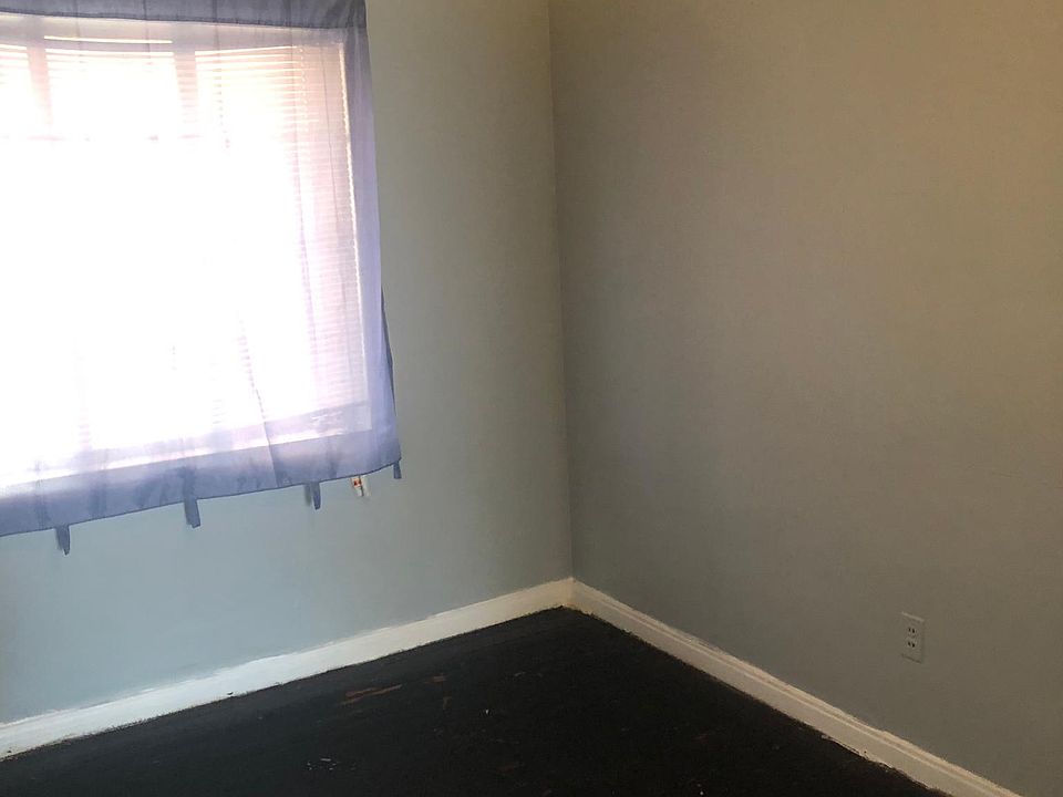 2nd image of 4291 Duane St