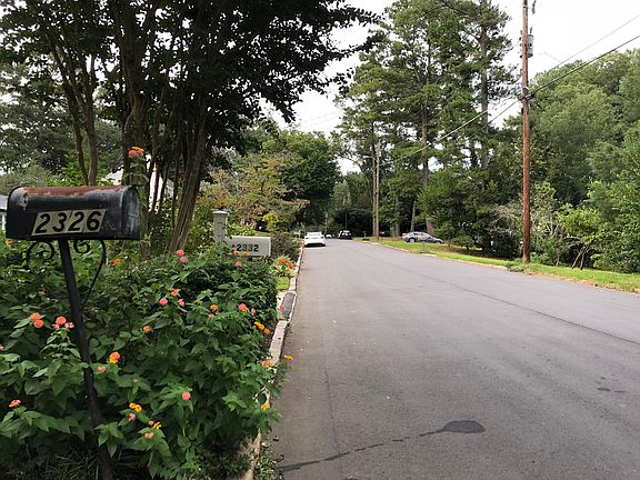2nd image of 2326 Poplar Springs Dr