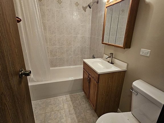 4th image of 1110 Cedar St APT 3B