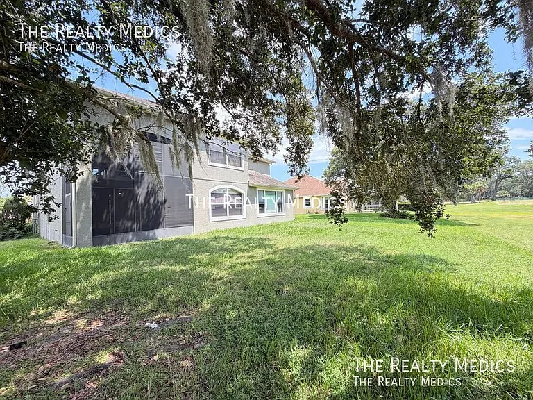 1565 The Oaks Blvd — Photo 9