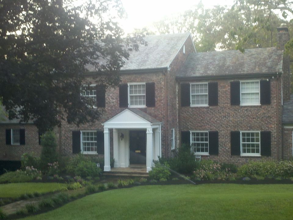 1st image of 3614 Hillvale Cir