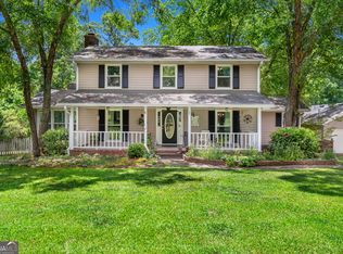 895 Fairplay Dr, Social Circle, GA 30025