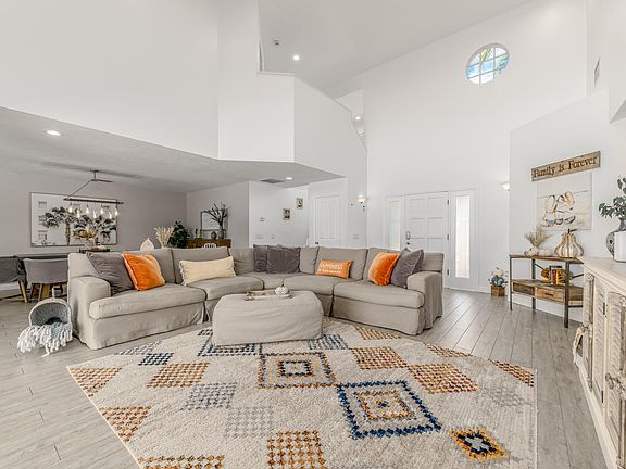 4th image of 3301 SE River Vista Court