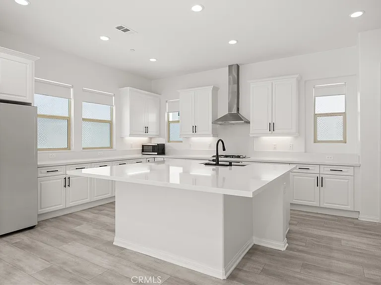 27448 Pioneer Ct — Photo 14