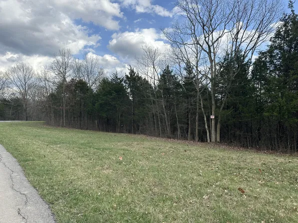 293031 Fox Trail Rd, Corinth, KY 41010