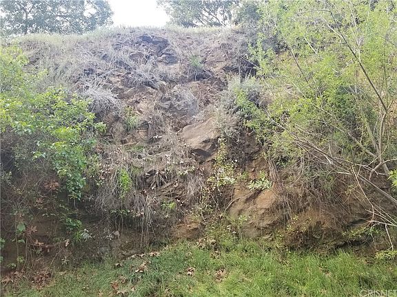4th image of 3057 Passmore Dr