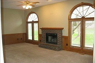 4th image of 117 NW Countrywood Ln