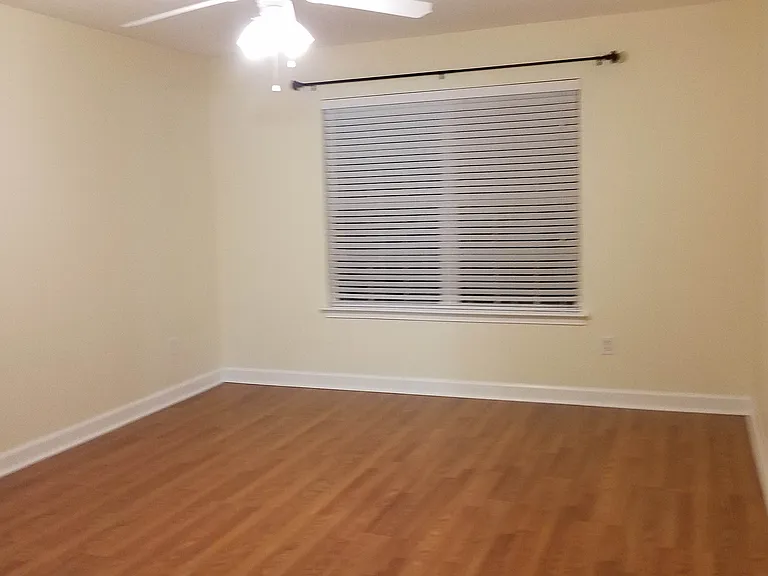 2809 Red Plum Ct — Photo 35