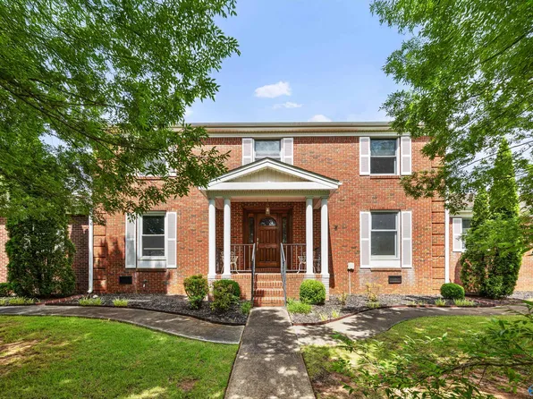 1217 Indian Creek Rd, Huntsville, AL 35806