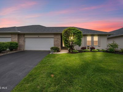 2535 Lake Vista Dr, Toledo, OH, 43614