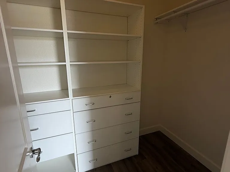 1329 Bayberry View Ln — Photo 27