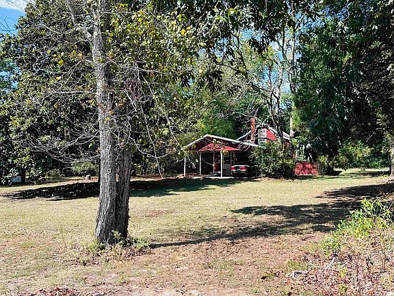 2nd image of 5505 N Detonti Rd