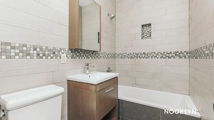 Rented by Nooklyn NYC LLC | media 9