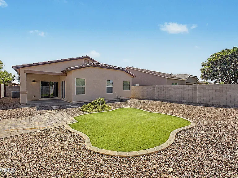 1502 W Alder Rd — Photo 23