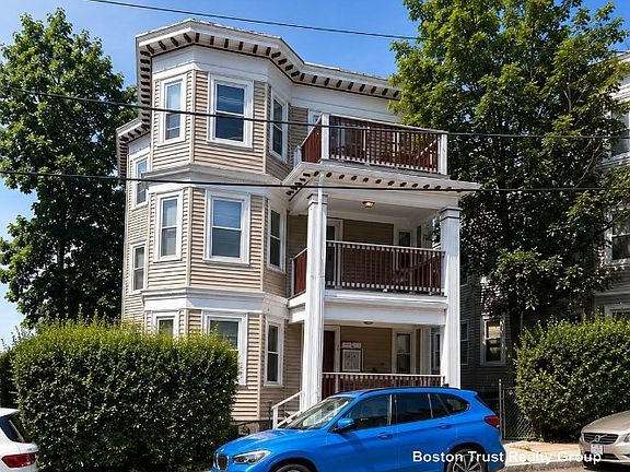 5th image of 22 Rowell St #2
