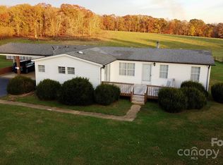 3550 Pleasant Ridge Rd, State road, NC 28676