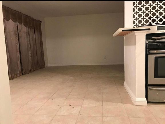 4th image of 674 Karesh Ave