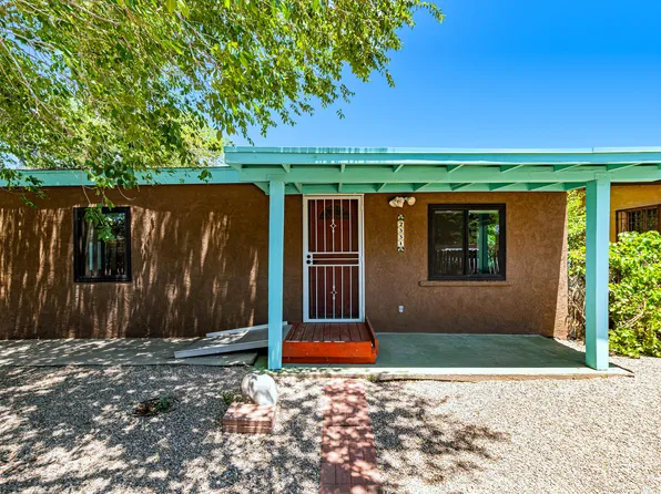 2331 Edna Ave NW, Albuquerque, NM 87104