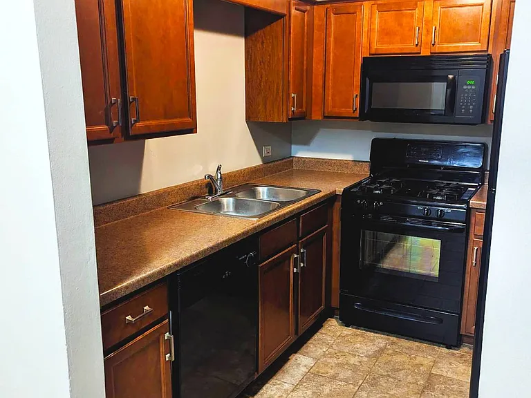 Kitchen at Auburn Apartments.