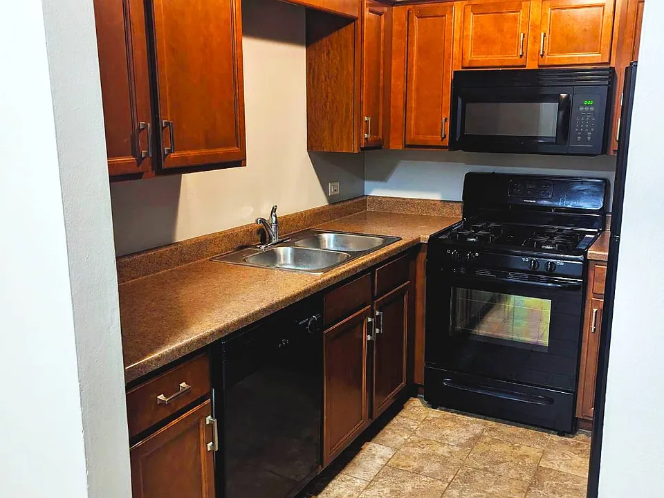 Kitchen at Auburn Apartments.