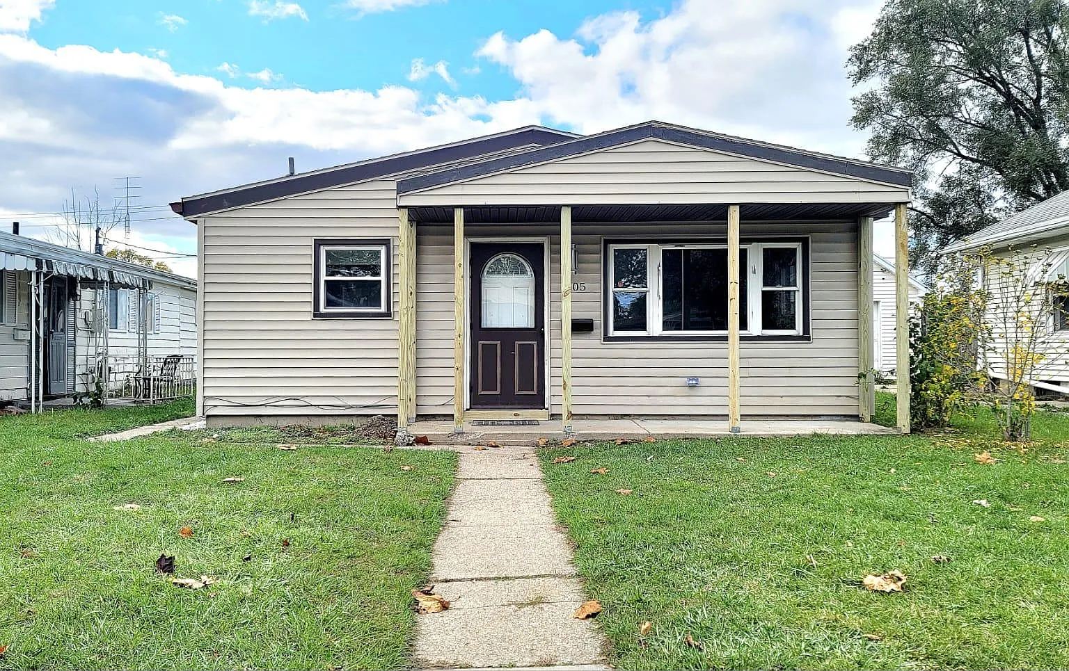 3 bed, 936 sqft, $1,295 — Photo 2