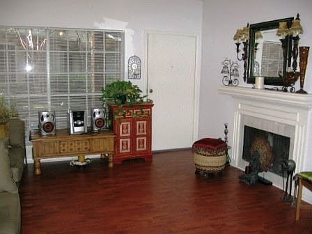 NEW BEAUTIFUL FLOORS!