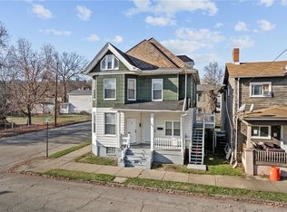 1035 3rd Ave, Beaver Falls, PA 15010
