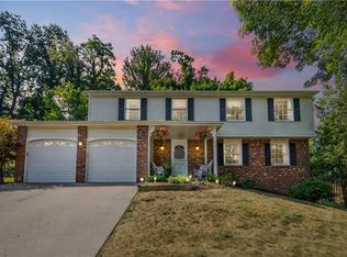1277 Manor Dr, Pittsburgh, PA