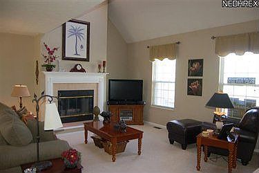 4th image of 873 Heath Ln