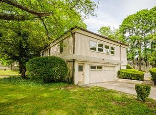 96 Cottage St, New Bedford, MA 02740