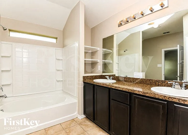 5152 Grayson Ridge Dr — Photo 10