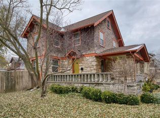 3631 Sunrise Dr, Kansas City, MO 64123