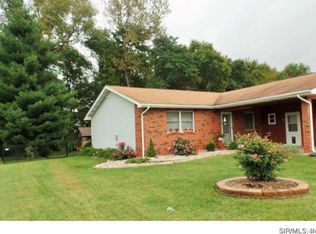 430 Suppiger Way #A, Highland, IL 62249
