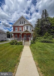 253 W Lancaster Ave, Downingtown, PA, 19335