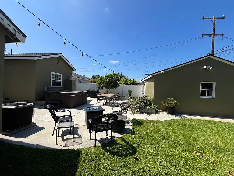 3243 Eucalyptus Ave — Photo 22