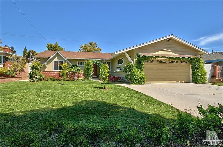 1st image of 386 College Dr