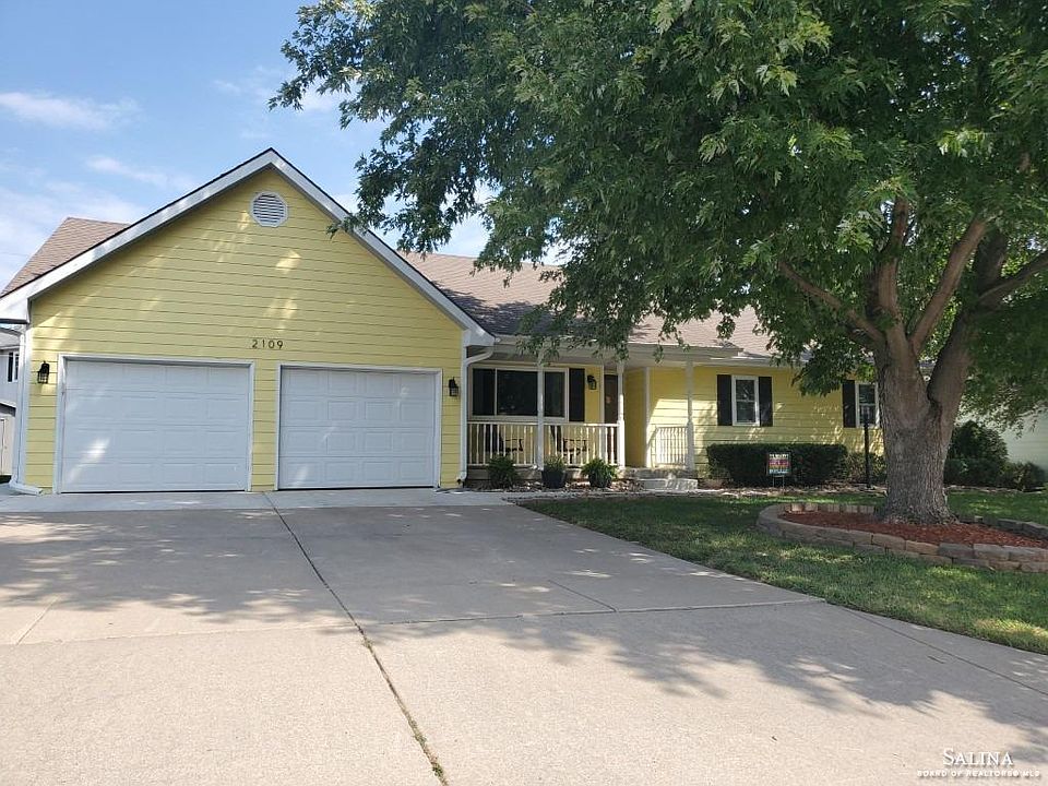 1st image of 2109 Pheasant Ln