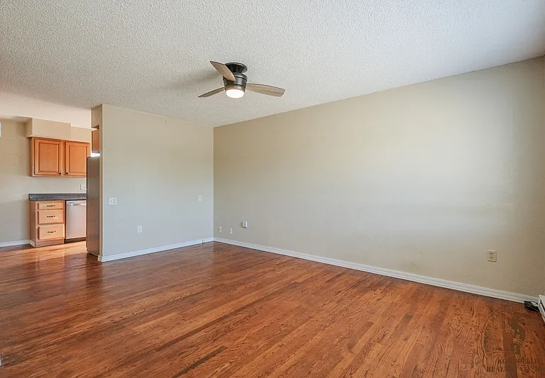 3068 D Rd #2 — Photo 2