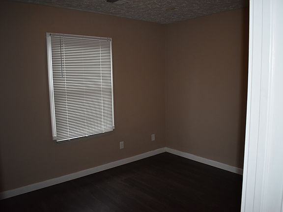 5th image of 1809 Kraig Dr