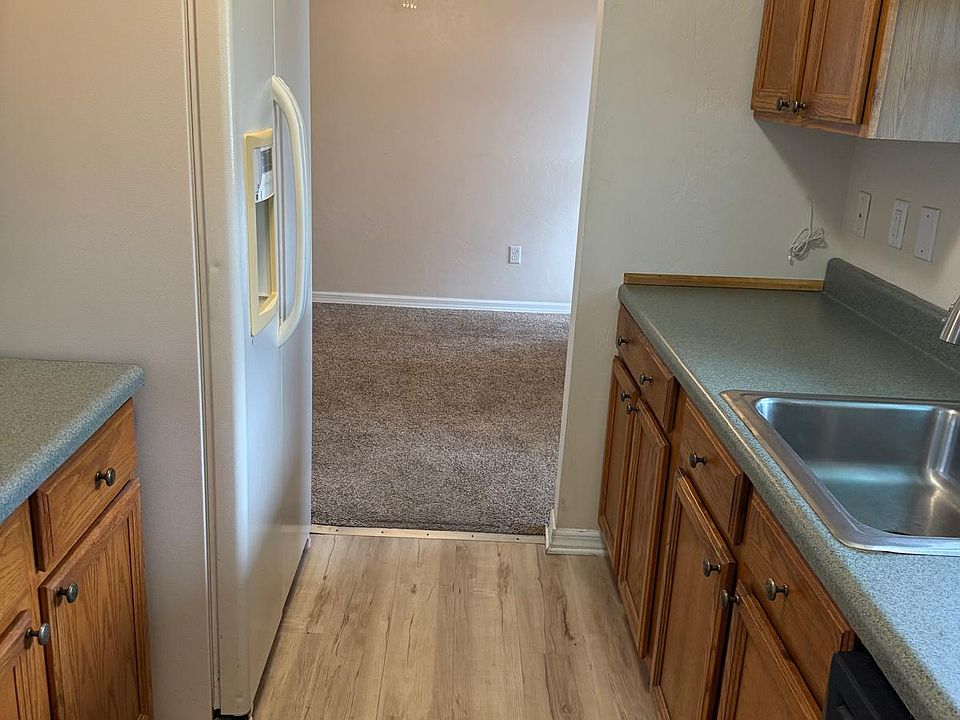 1st image of 121 S Naranja Ave