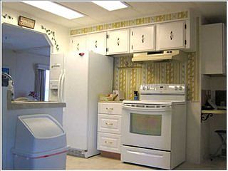 3rd image of 2250 Orangewood Cir