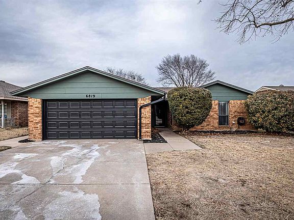 2nd image of 6819 NW Willow Creek Dr