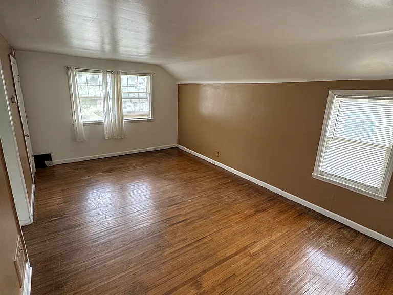 39 Folger St #2 — Photo 10