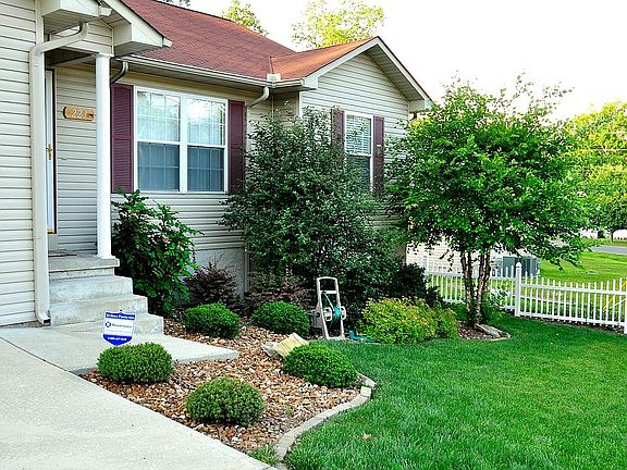 2nd image of 223 Carriage Dr